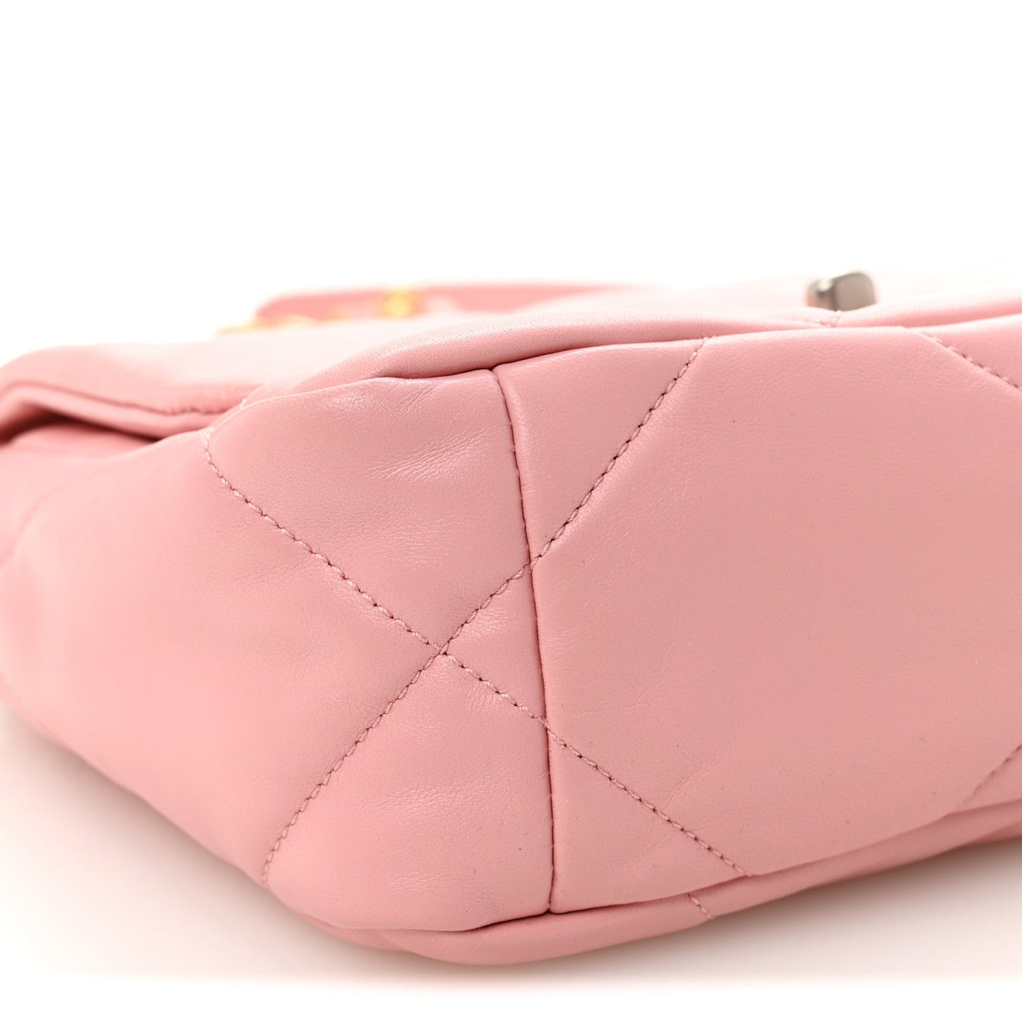 Lambskin Quilted Medium Chanel 19 Flap Pink