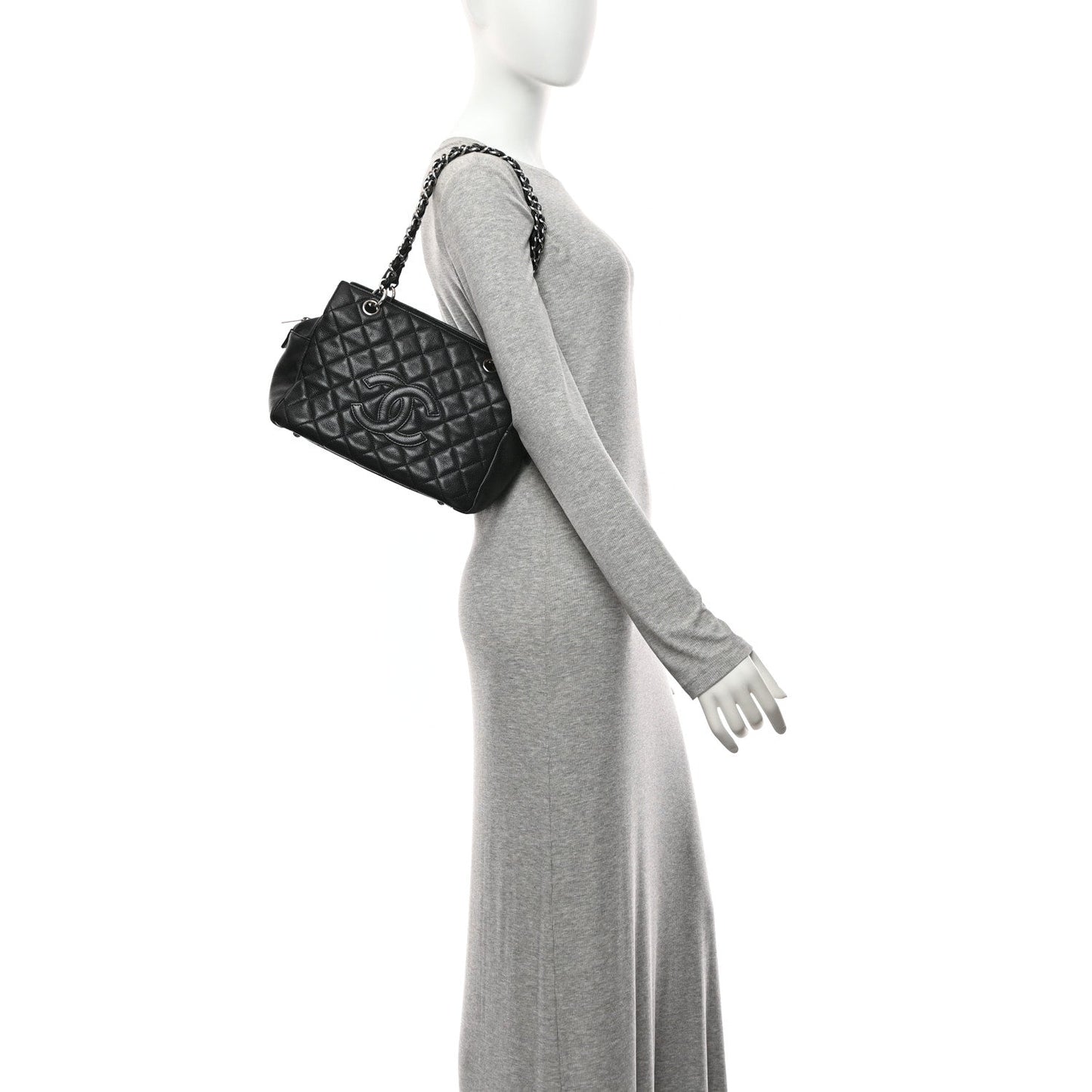 Caviar Quilted Petit Timeless Tote PTT Black