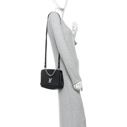 Calfskin Lockme II Chain Bag BB Black