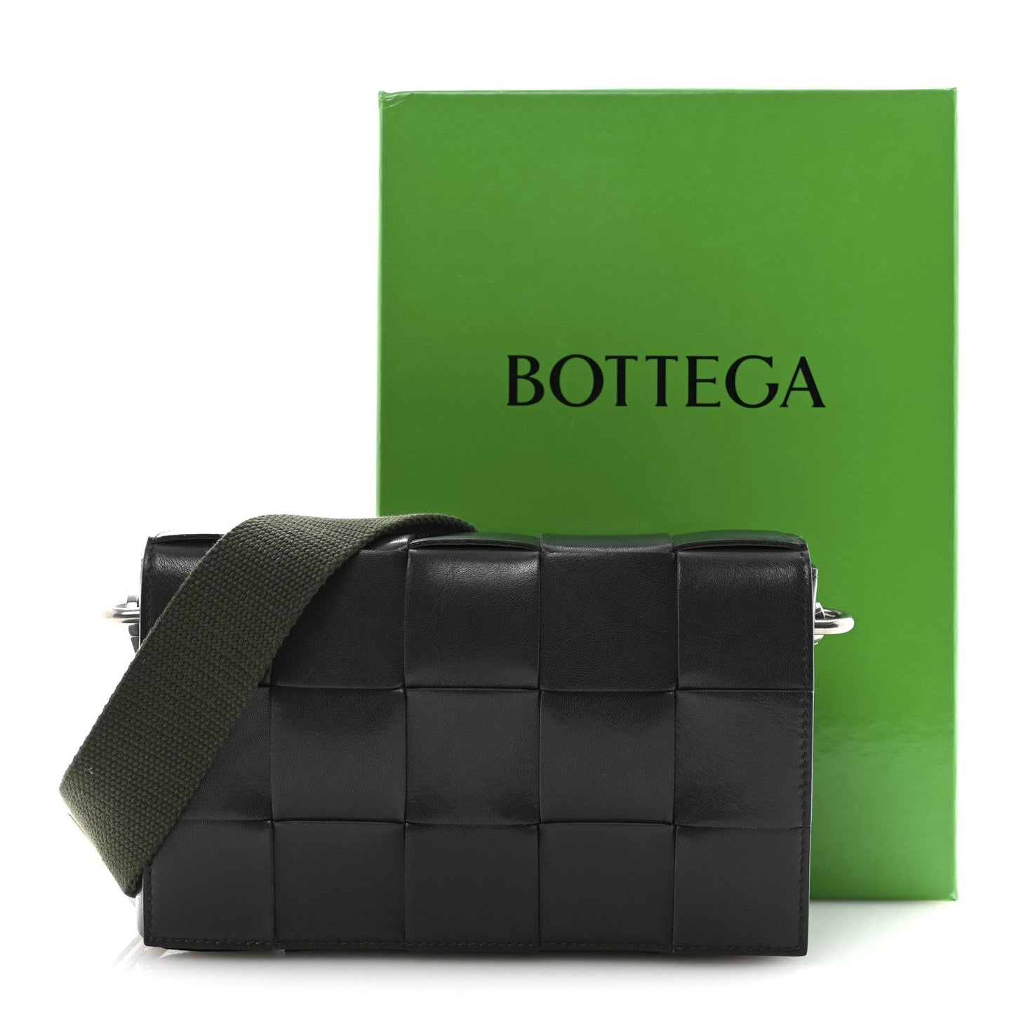 Calfskin Maxi Intreccio Cassette With Strap Bag Dark Green