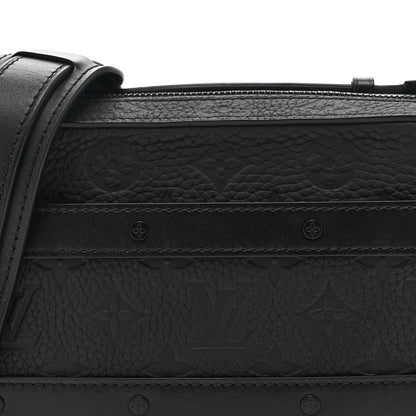 Taurillon Monogram Soft Trunk Black