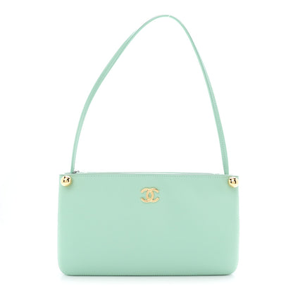 Calfskin Chick Studs Clutch Green