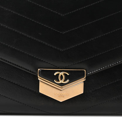 Calfskin Chevron Quilted Medal Flap Black