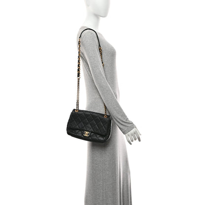 Caviar Quilted Medium Chain Flap  Black