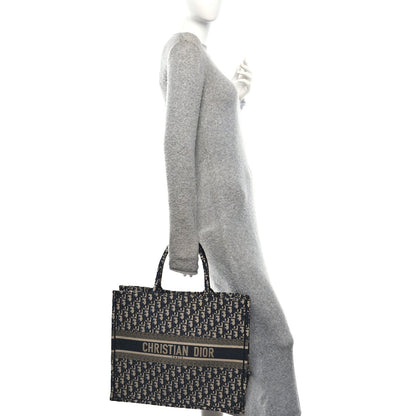 Oblique Large Book Tote Blue Multicolor