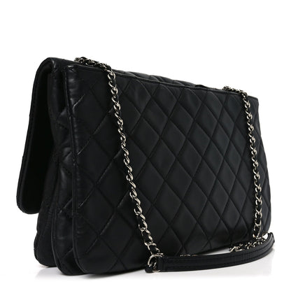 Lambskin Quilted Jumbo Chanel 3 Flap Bag Black