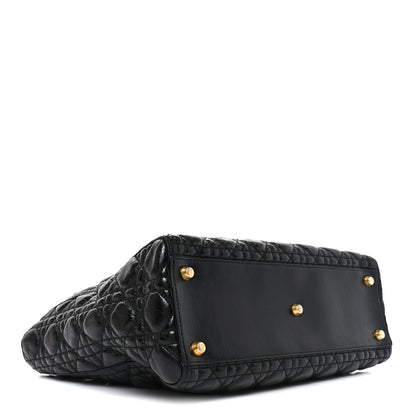 Crinkled Patent Cannage Large Lady Dior Black