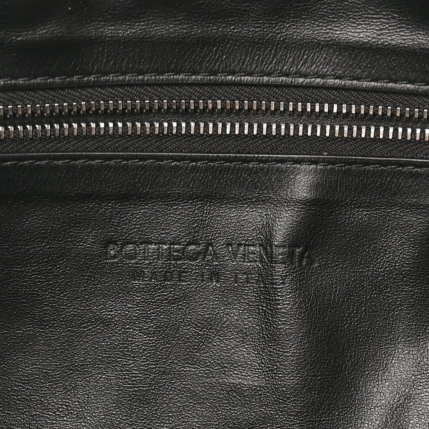 Nappa Intrecciato Medium Jodie Black
