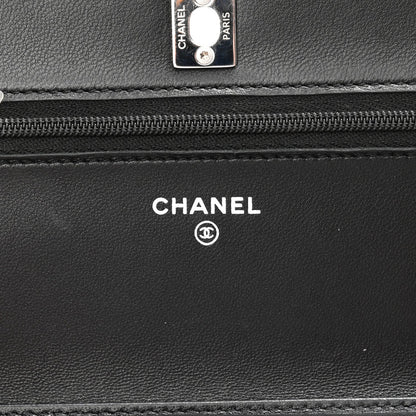 Lambskin Quilted CC Turnlock Wallet On Chain WOC Black