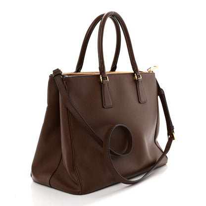 Saffiano Lux Large Galleria Double Zip Tote Cacao