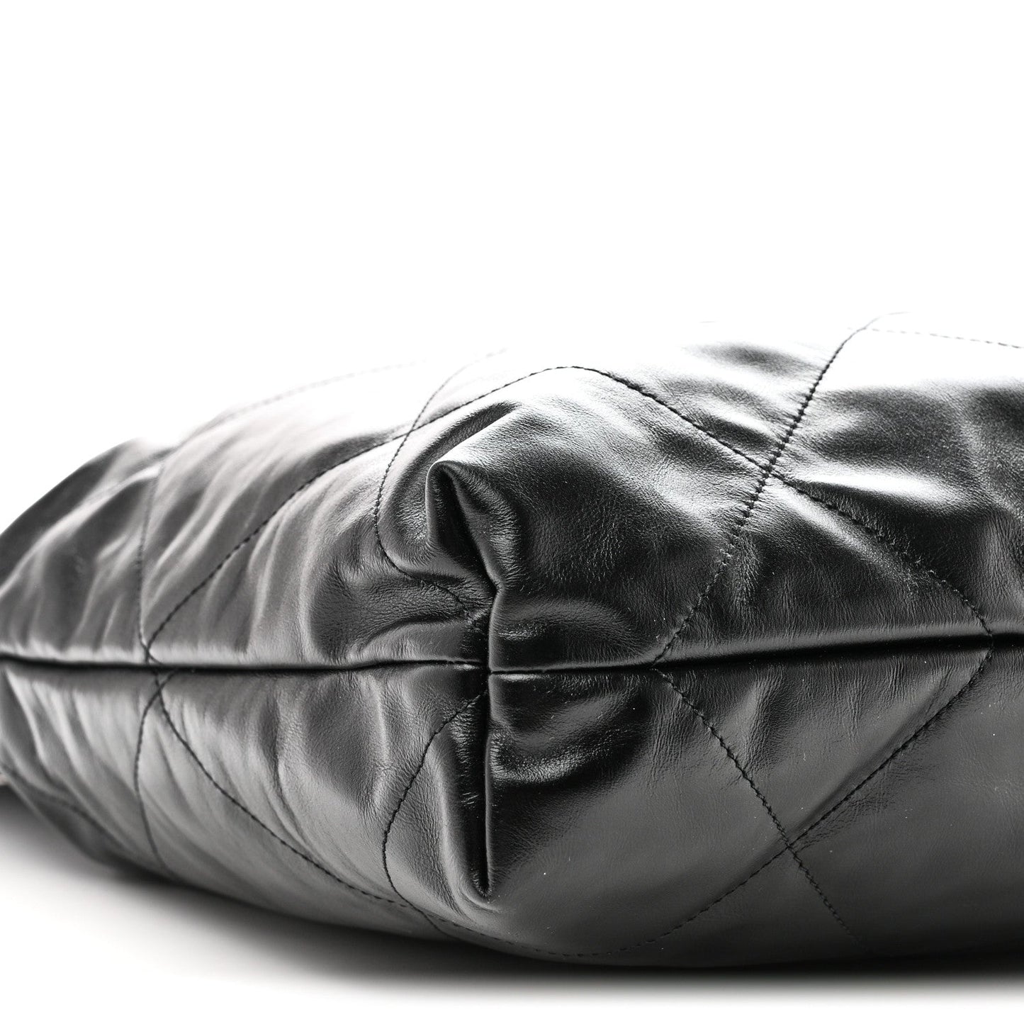 Shiny Calfskin Quilted Chanel 22 So Black