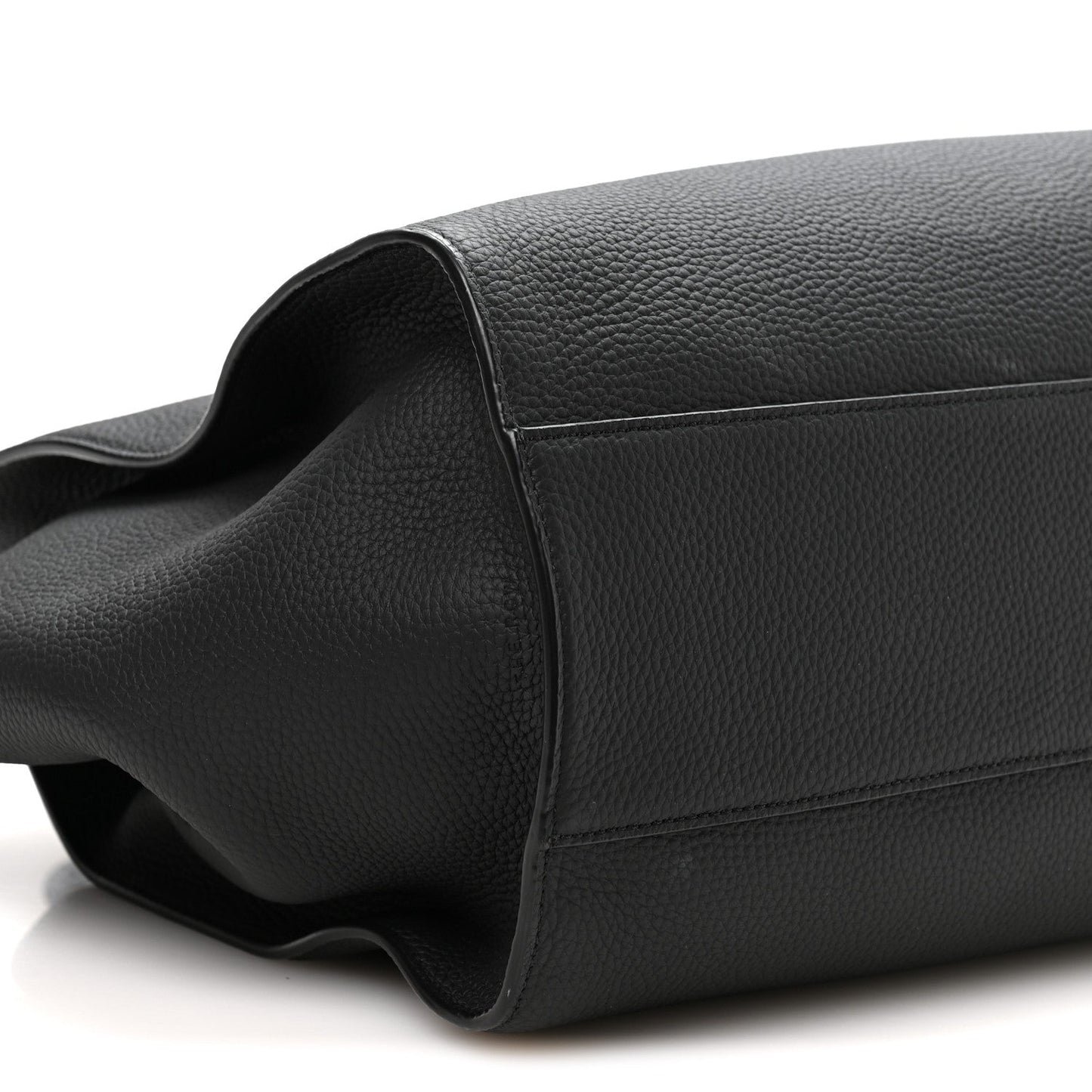 Matte Grained Calfskin Marlo 17 Black