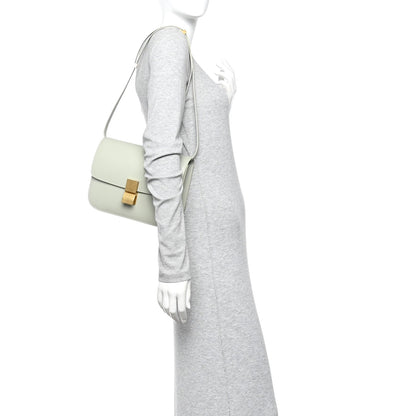 Box Calfskin Medium Classic Box Flap Bag Vert D'eau