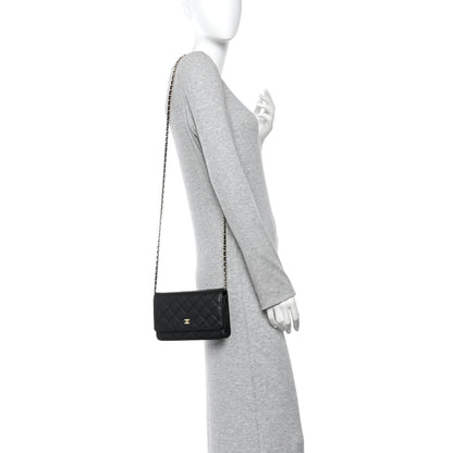 Caviar Quilted Wallet on Chain WOC Black