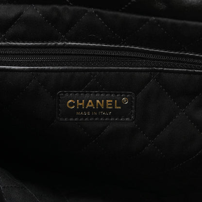 Calfskin Quilted Small Chanel 22 Black