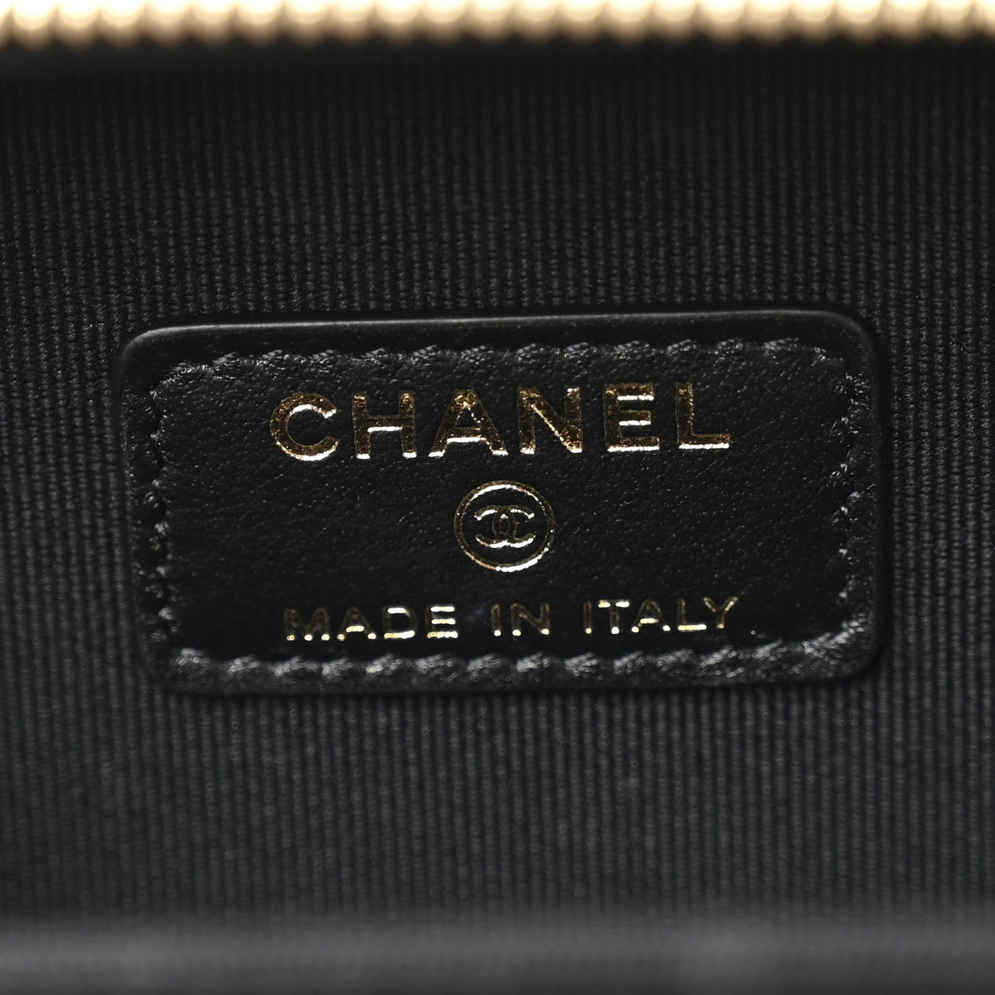 Caviar Quilted Small Top Handle Vanity Case Black