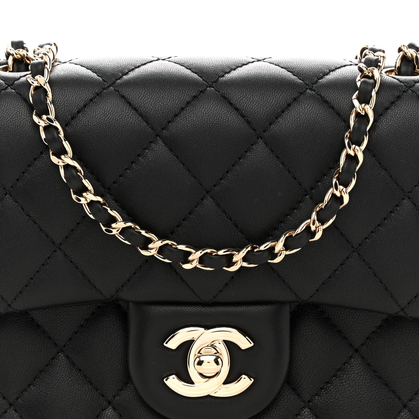 Lambskin Quilted Enamel Mini Pearl Crush Flap Black