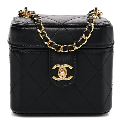 Lambskin Quilted Vanity Clutch With Chain Black