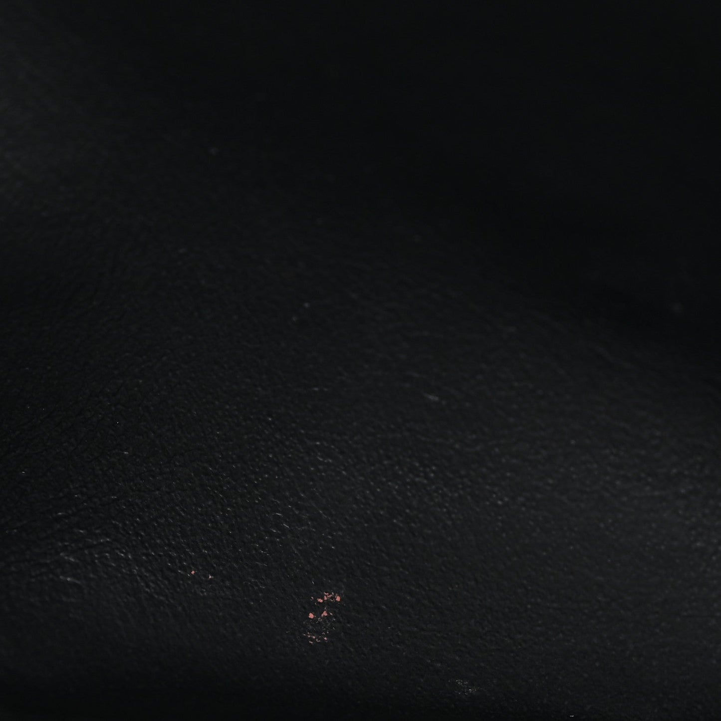 Grain De Poudre Matelasse Chevron Monogram Chain Wallet Black
