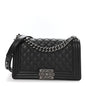 Caviar Quilted Medium Boy Flap Black