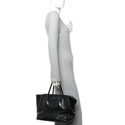 Glace Calf Twin Pocket Tote Black