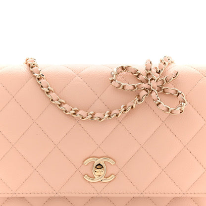 Caviar Quilted CC Turnlock Wallet On Chain WOC Beige
