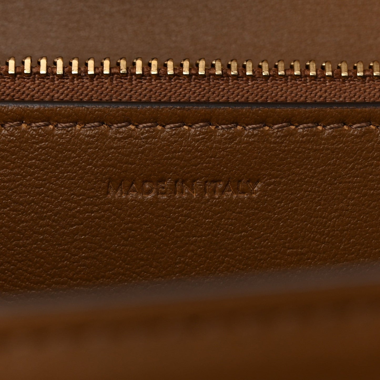 Box Calfskin Medium Classic Box Flap Bag Camel