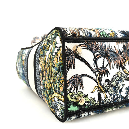 Canvas Embroidered Etoile de Voyage Medium Lady D-Lite Multicolor