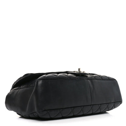 Lambskin Quilted Jumbo Coco Rain Flap Black