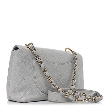 Caviar Quilted City Walk Flap Light Grey