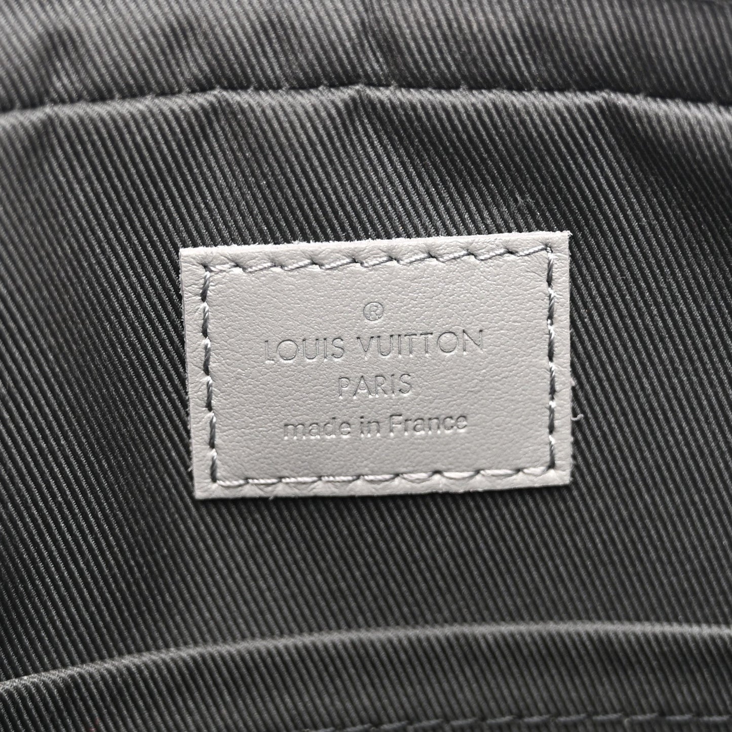Calfskin Monogram Shadow Trio Messenger Anthracite Gray