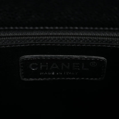 Caviar Quilted Grand Shopping Tote GST Black