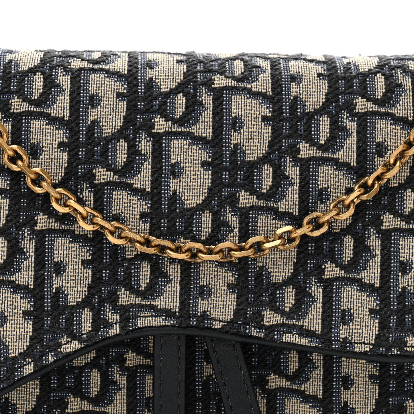 Oblique Saddle Chain Pouch Blue