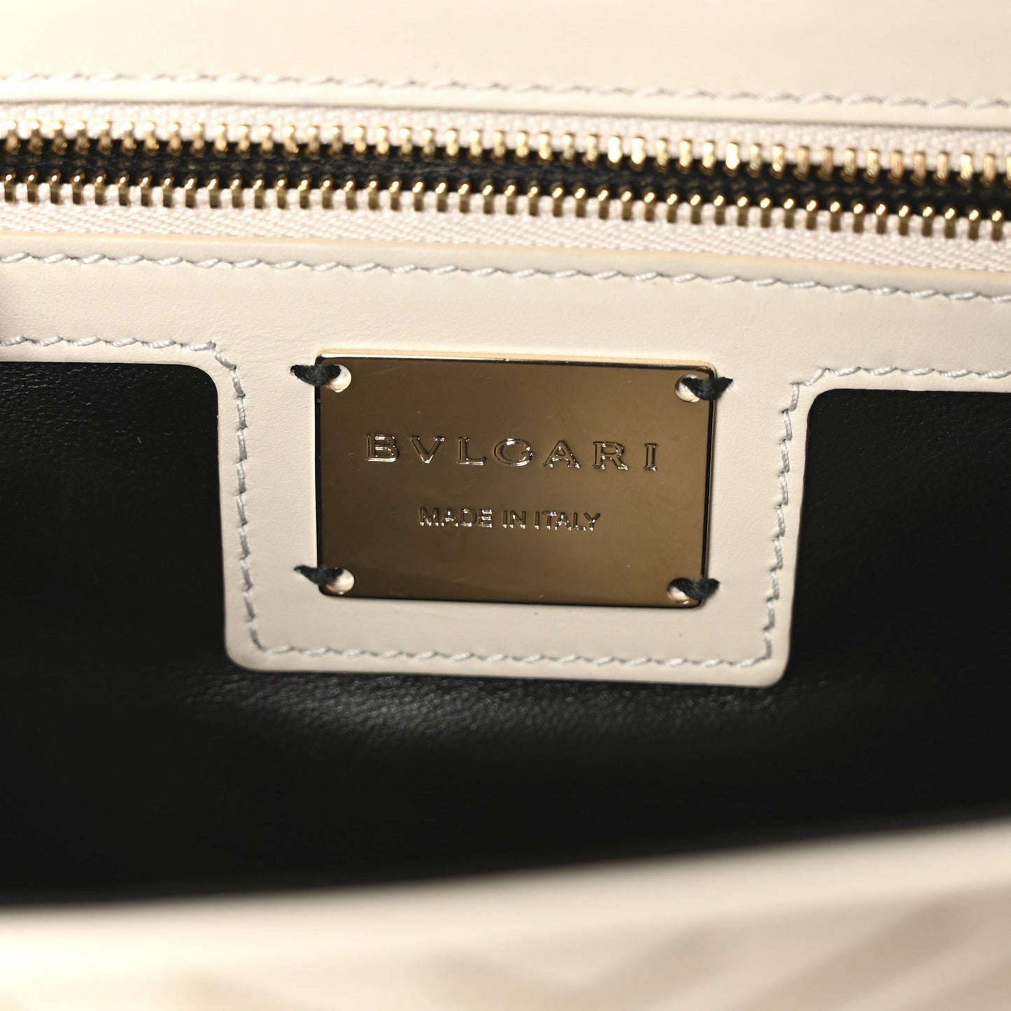 Nappa Serpenti Forever Chain Diamond Blast Shoulder Bag Ivory Gold