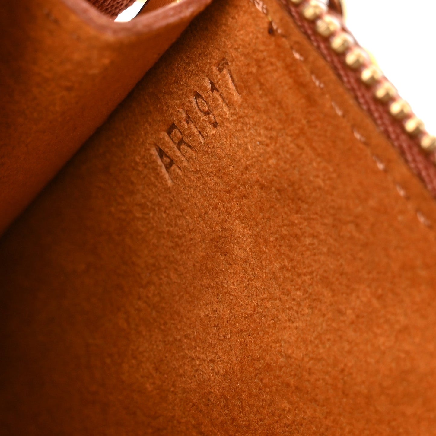 Epi Pochette Accessories 24 Cipango