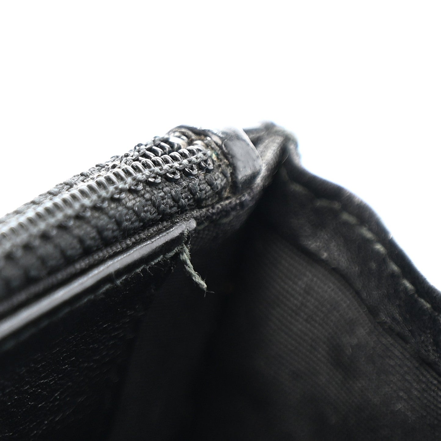 Crumpled Calfskin Quilted Wallet On Chain WOC So Black