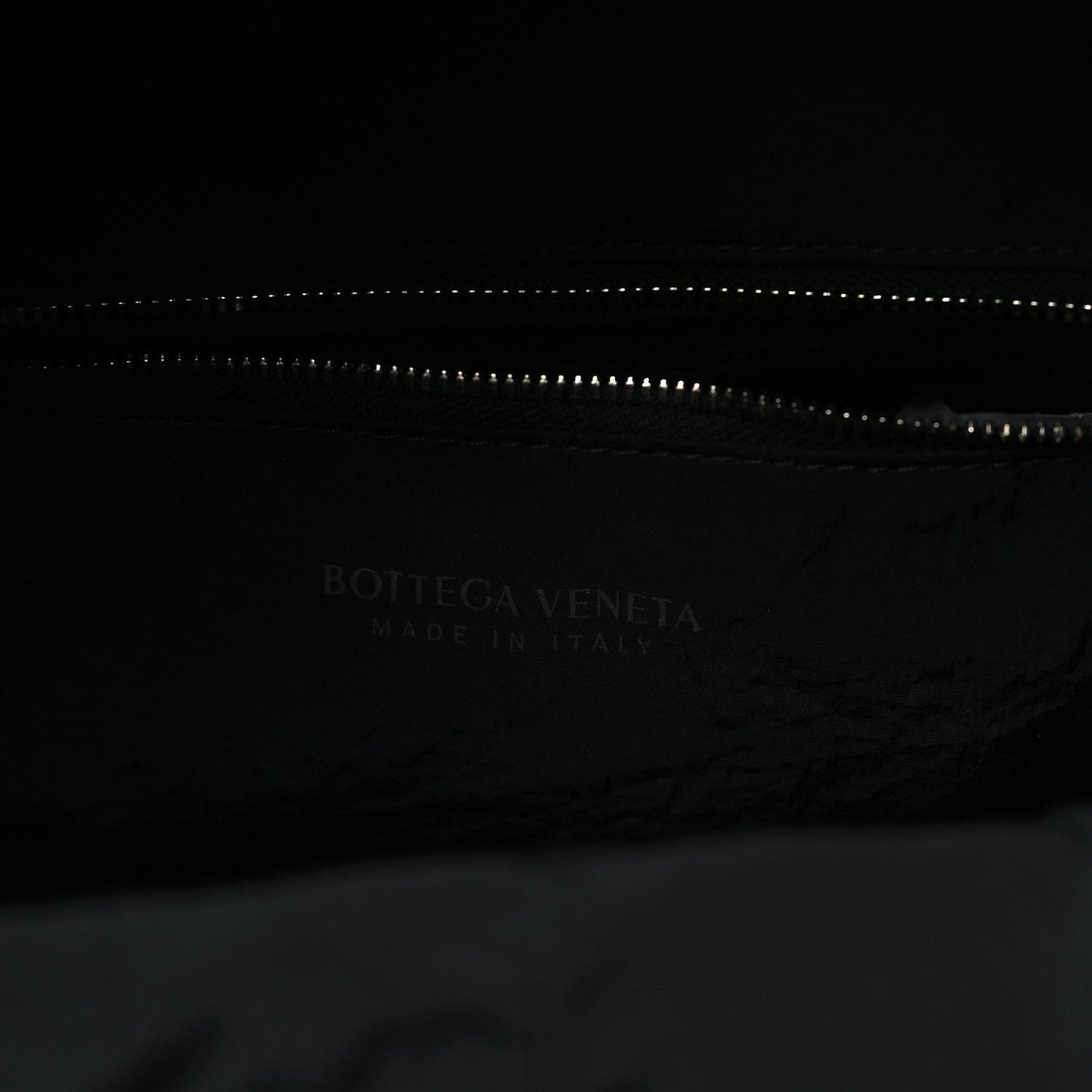 Nappa Intrecciato Postino Messenger Black