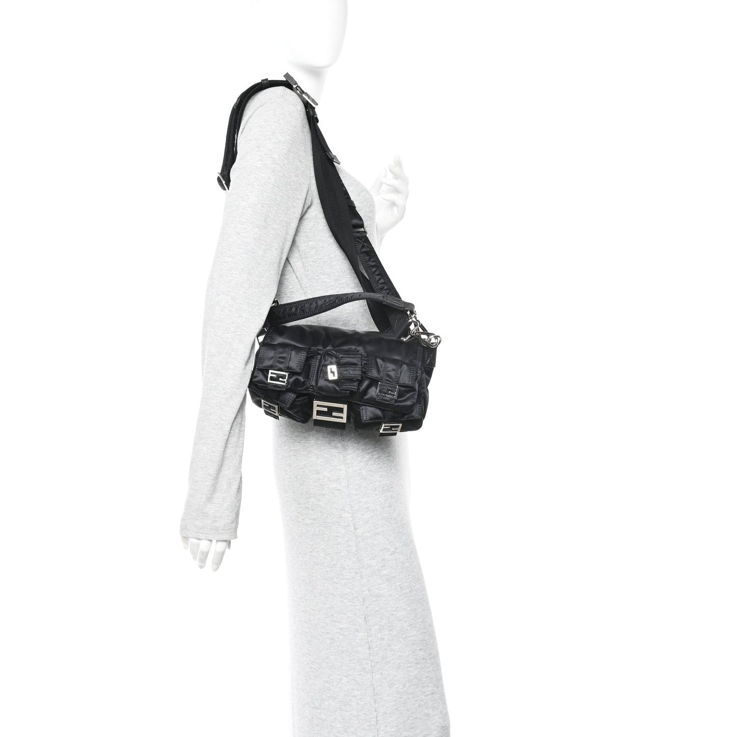 Econyl Cuoio Romano Multipocket Baguette Black