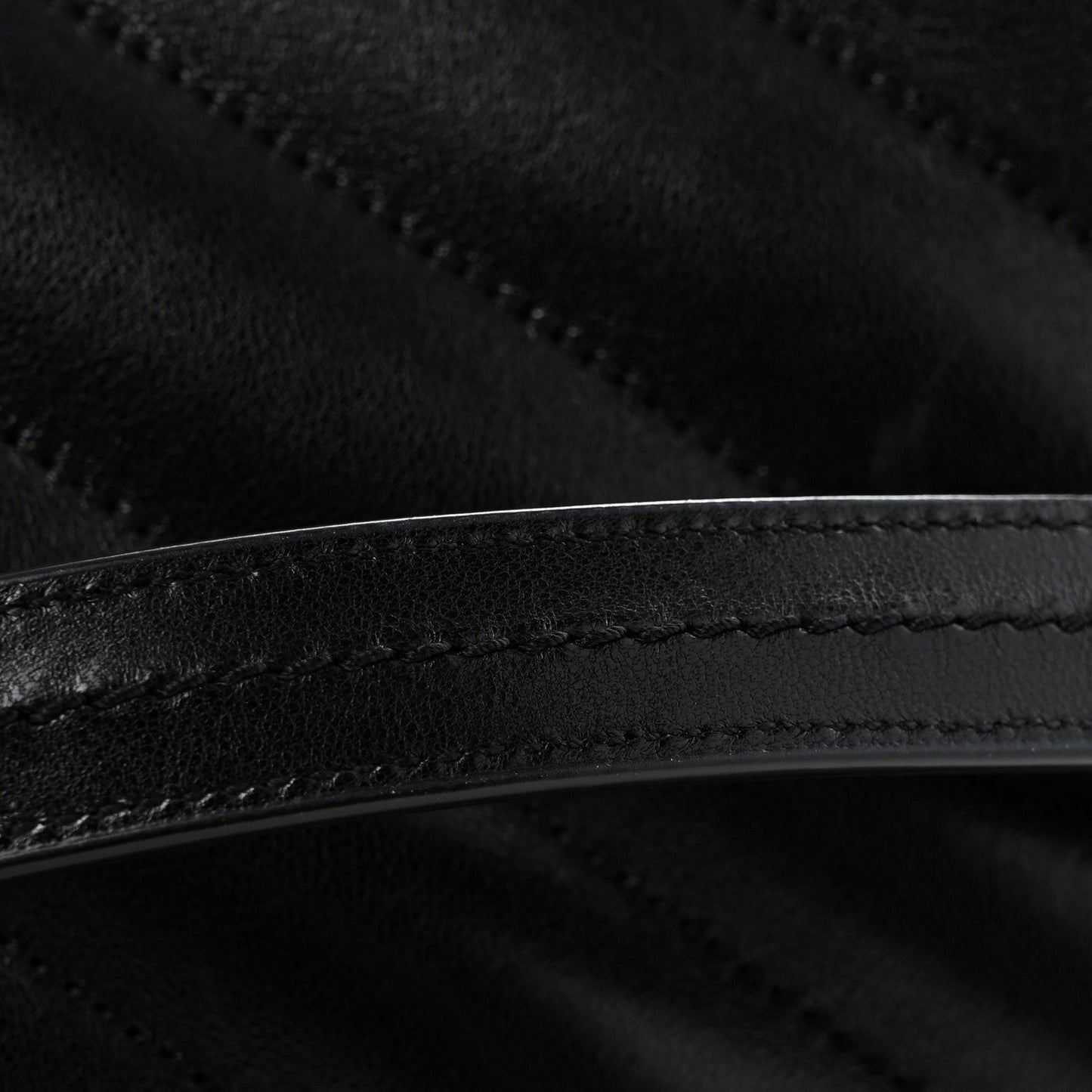 Lambskin Quilted Monogram Large Loulou Black