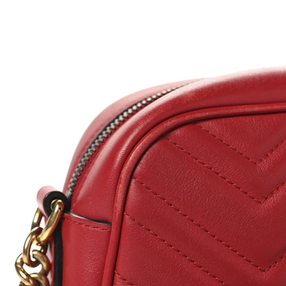 Calfskin Matelasse Small GG Marmont Chain Shoulder Bag Hibiscus Red