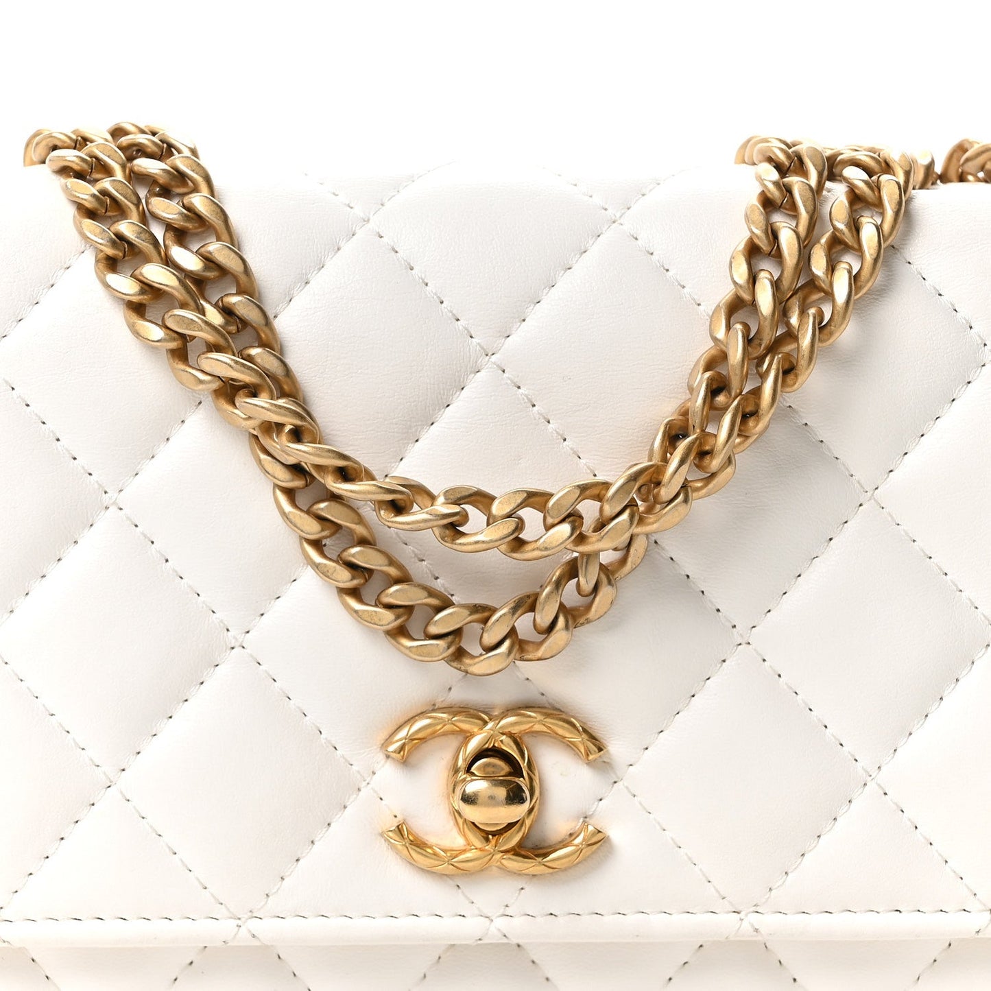 Lambskin Quilted Pillow Crush Wallet On Chain WOC White