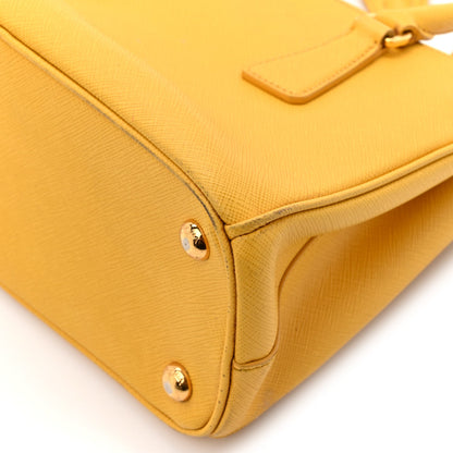 Saffiano Lux Small Galleria Double Zip Tote Soleil