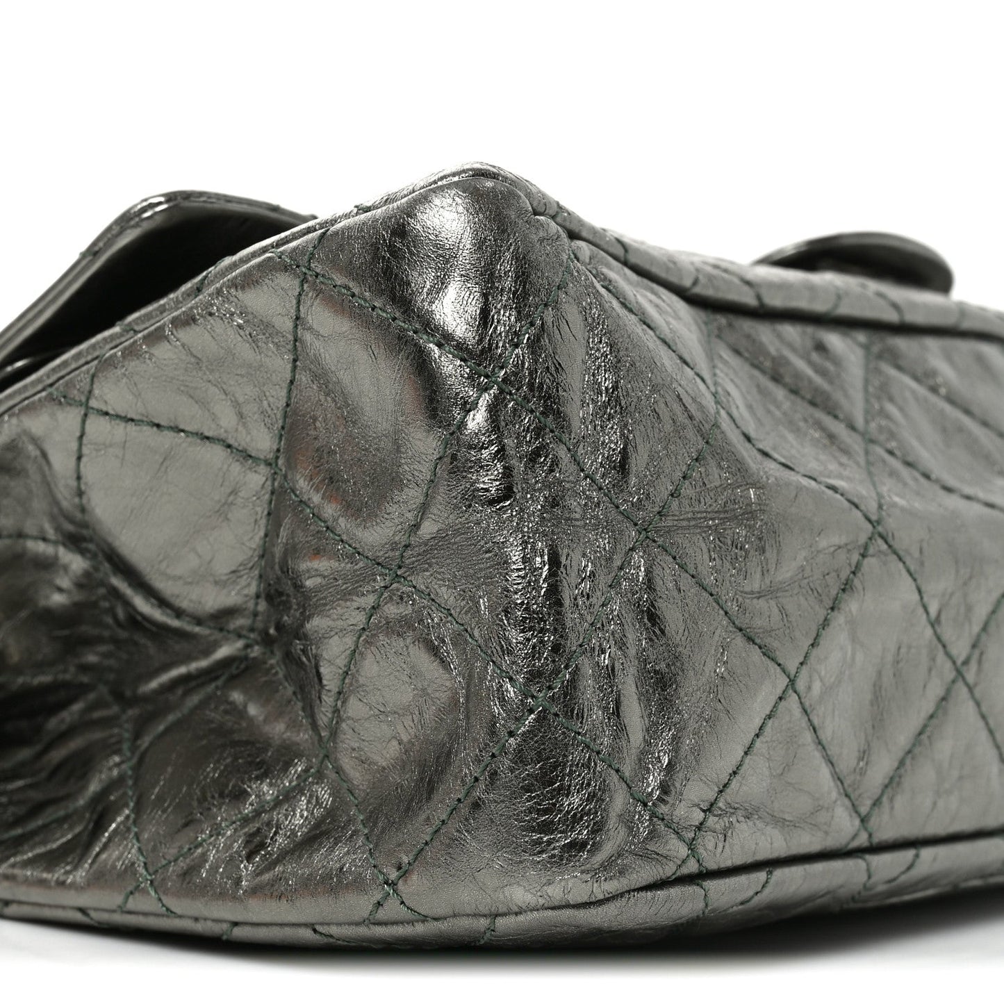 Metallic Aged Calfskin Quilted 2.55 Reissue 227 Flap Vert Fonce