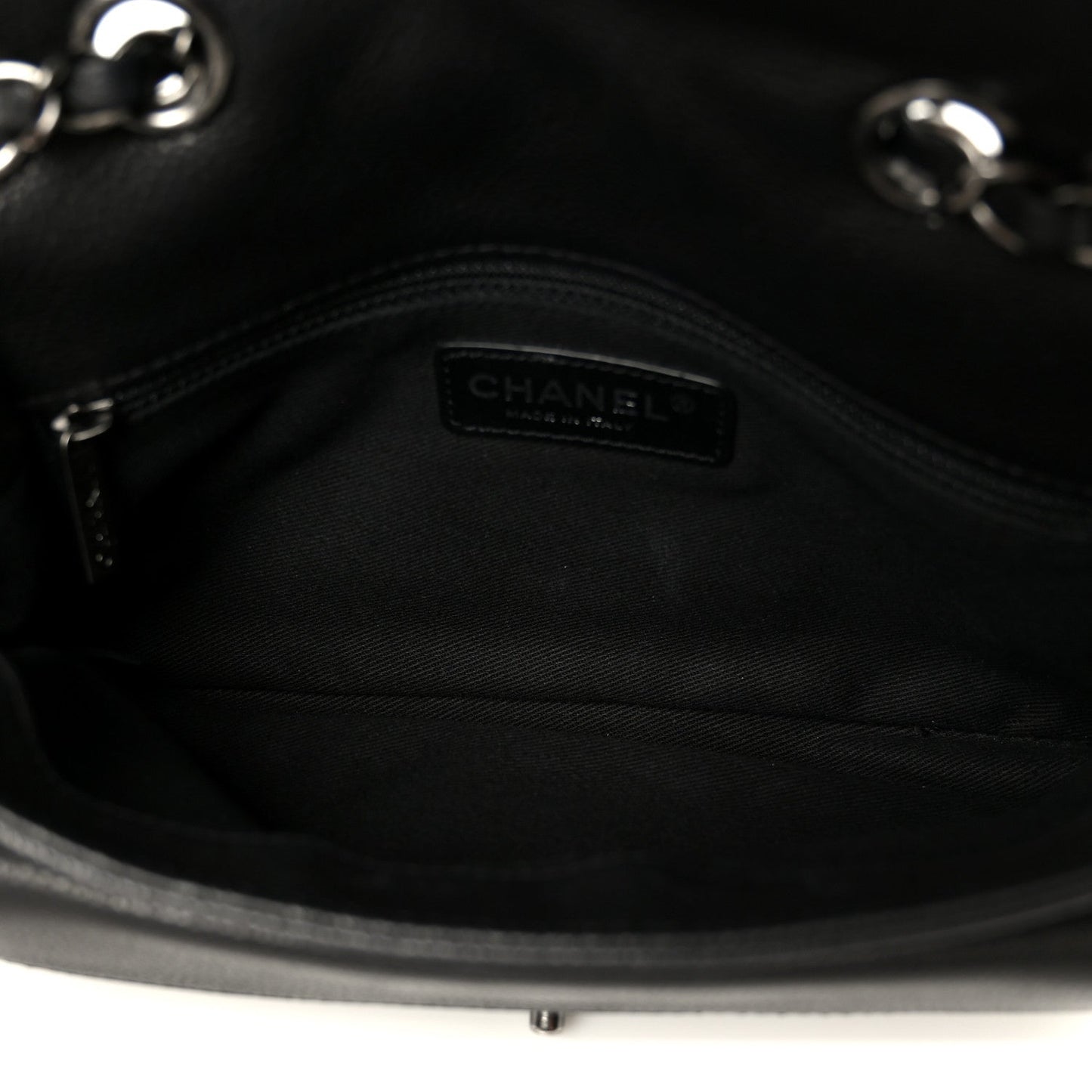 Caviar Quilted Medium Now and Forever Flap Black