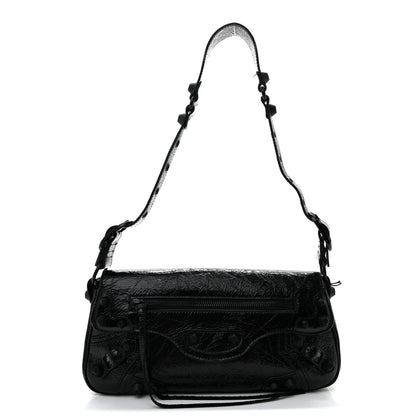 Agneau Arena Monochrome Small Le Cagole Sling Bag Black