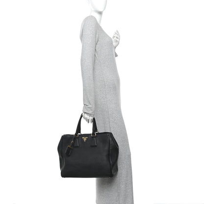 Vitello Daino Tote Black