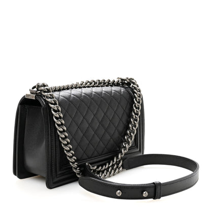 Caviar Quilted Medium Boy Flap Black