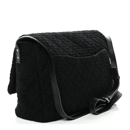 Easy Tweed Jumbo Reissue Messenger Flap Black