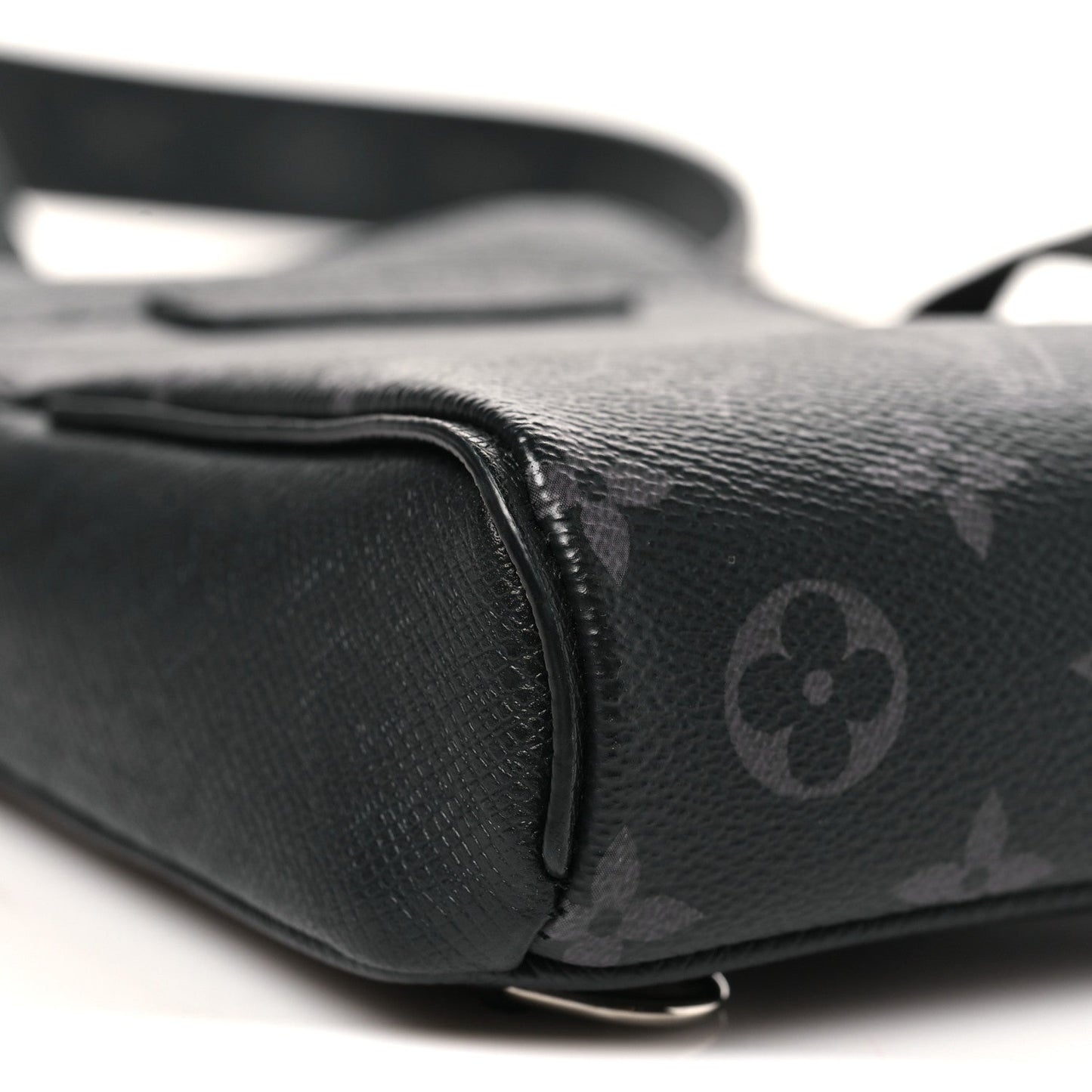 Taigarama Outdoor Slingbag Black