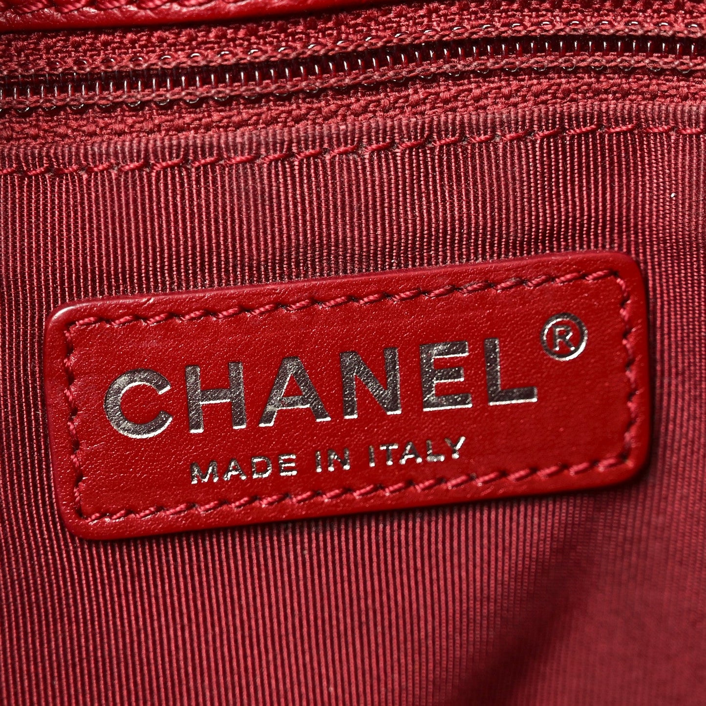 Caviar Quilted Grand Shopping Tote GST Red